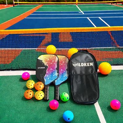 quality 220g glasvezel pickleball peddelsets met 2 peddels 4 ballen / 1 zak USAPA goedgekeurd factory